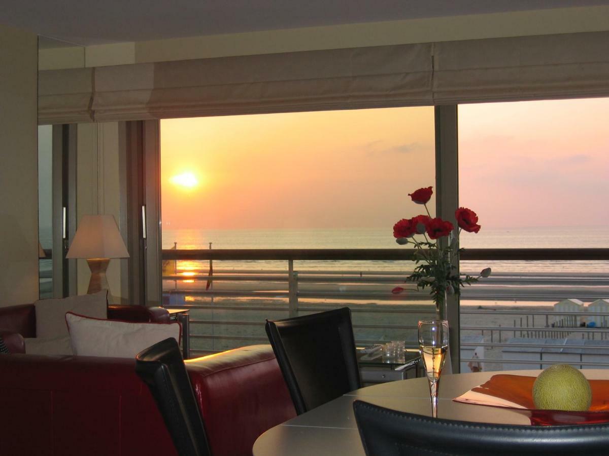 Residentie Albert-1, App.202, Zeelaan 214 德帕内 外观 照片